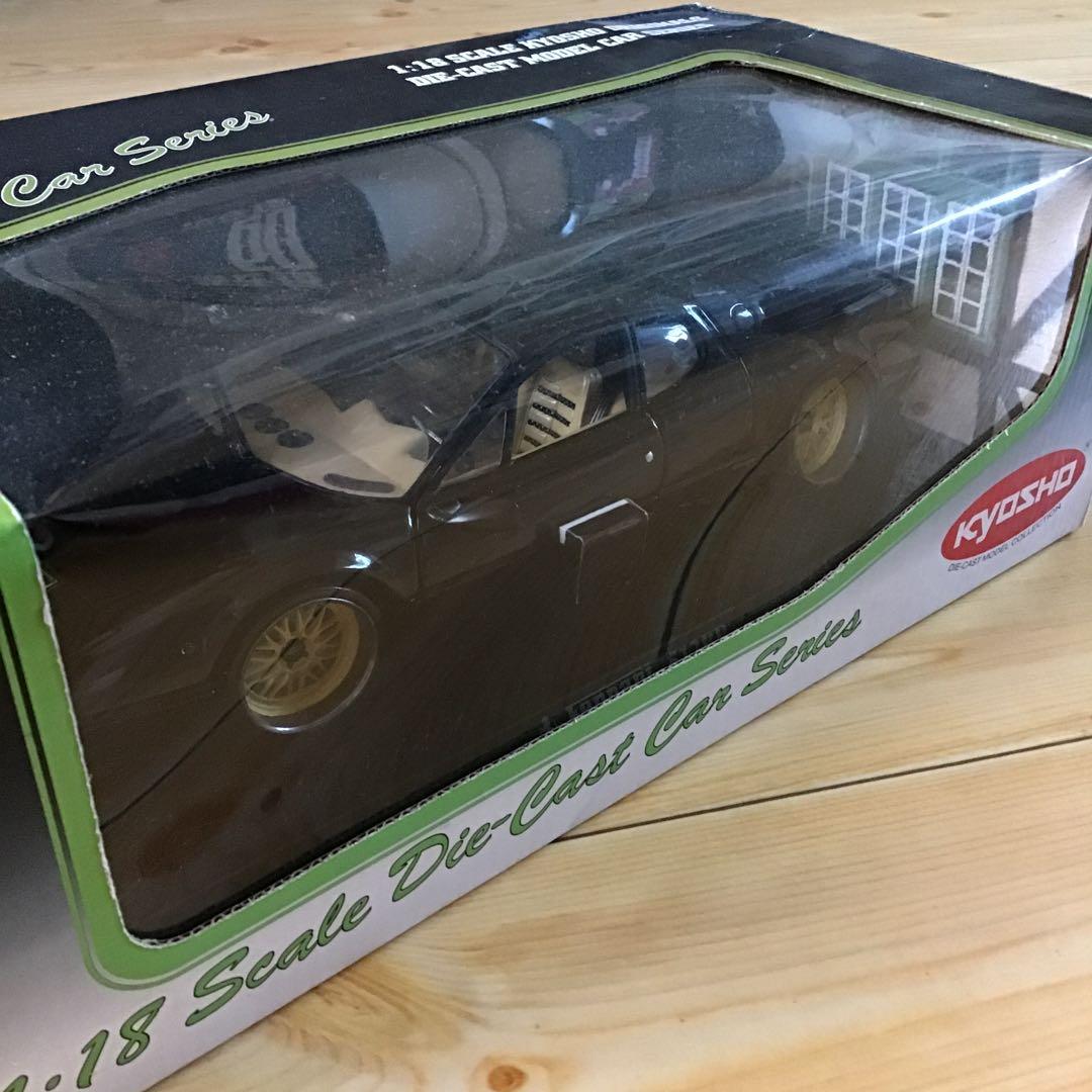 京商　KYOSHO 1/18 フェラーリ512 BB （ブラック）