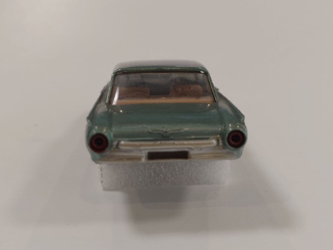 ミニカー SOLIDO REF 128 FORD THUNDERBIRD