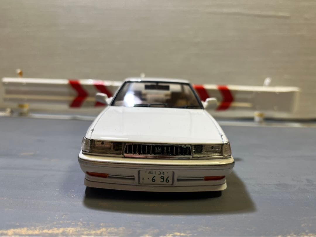 クレスタ　プラモデル　完成品