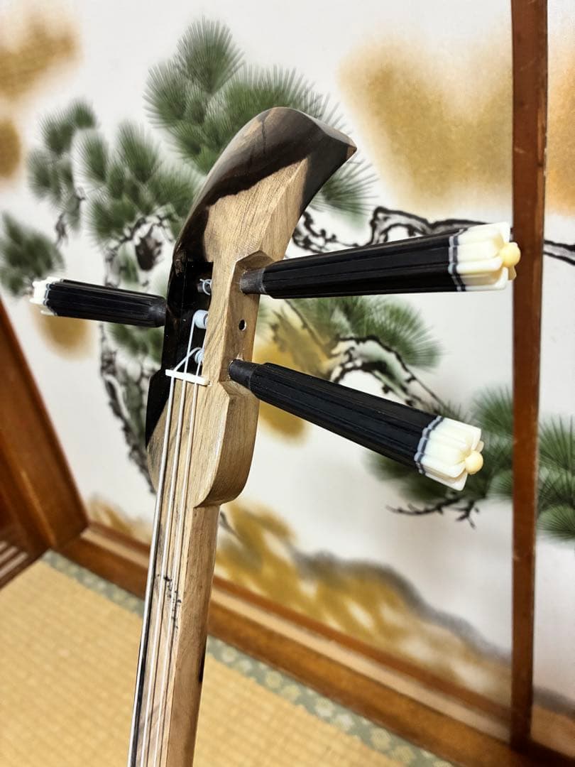 沖縄三線　伊江島クルチ(黒木) ユナー！与那城型　本皮一枚張り