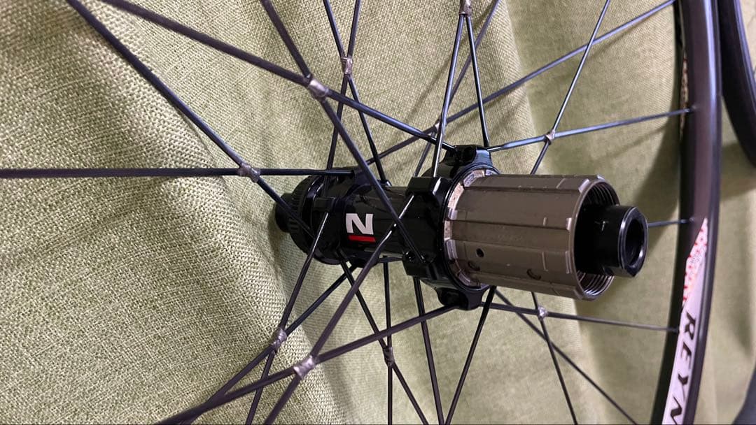 REYNOLDS cirro KOM ディスク/リム兼用 超軽量決戦1015g
