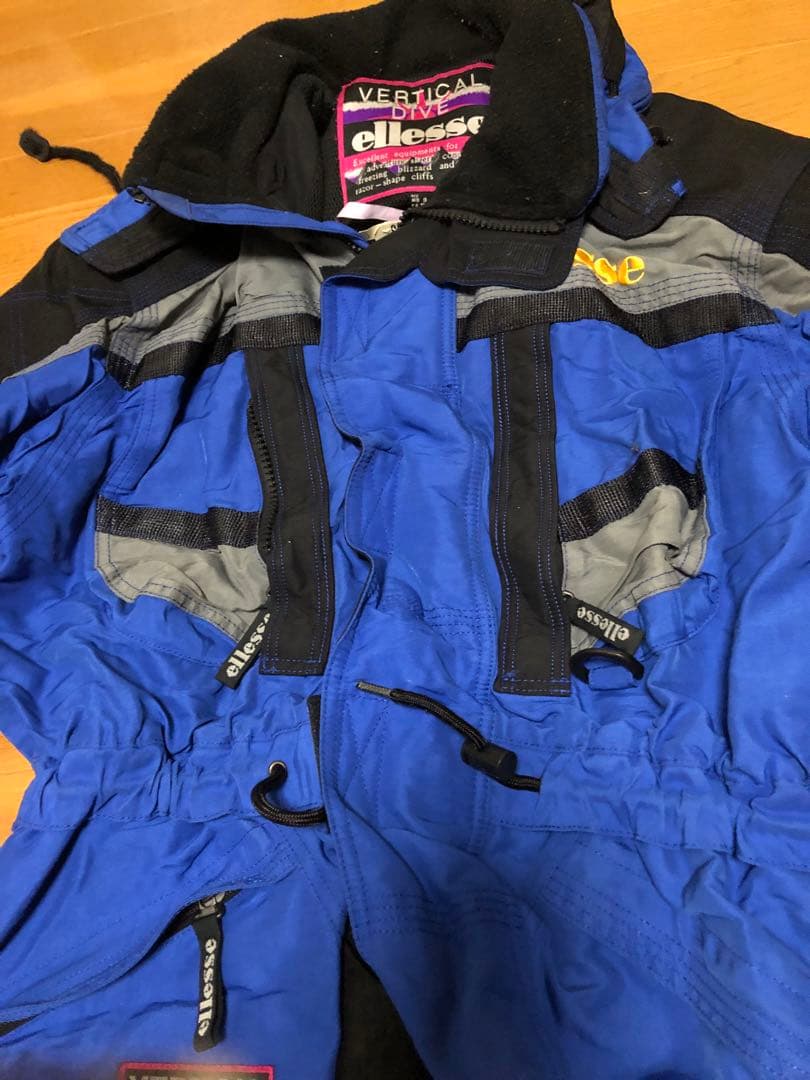 限定値下げ美品　エレッセ　ゴールドウィン　スキーウエア上下　L