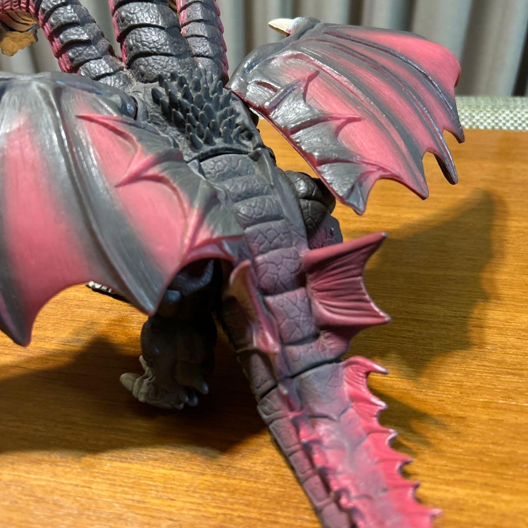 フィギュア デスギドラ　ゴジラシリーズ　全長約30cm