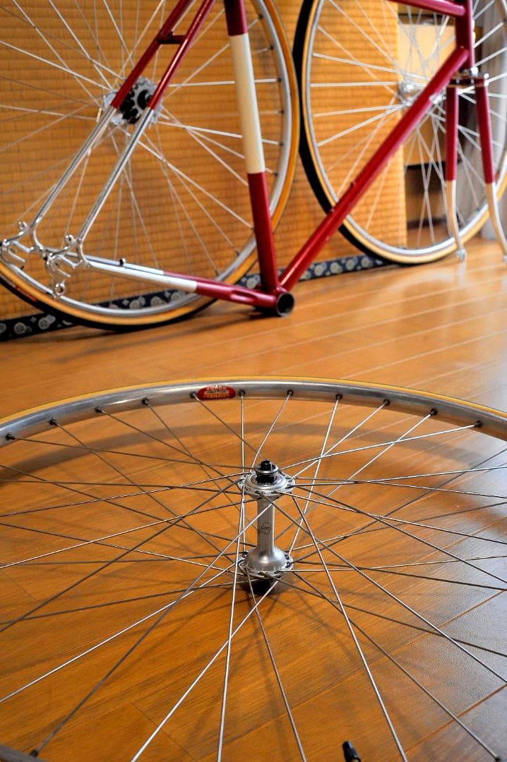 SUPER CHAMPION　&　SHIMANO HAB FRONT完組ホイール