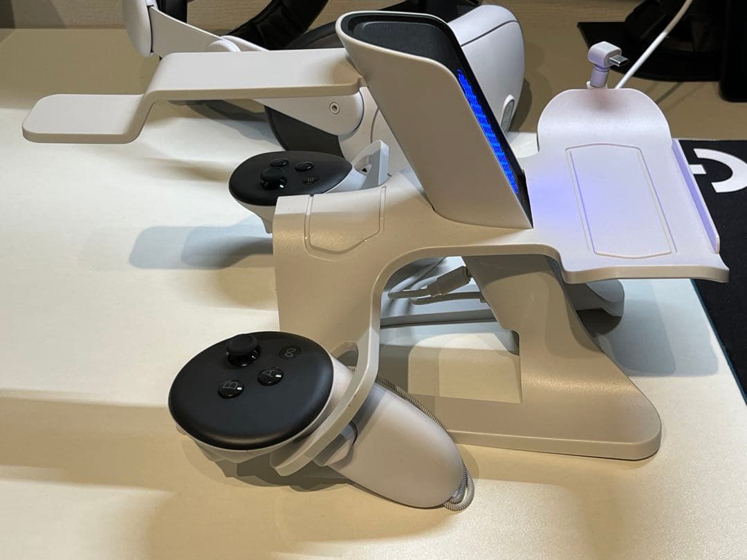  quest3保証書付　動作確認済　本体＋アクセサリー3点