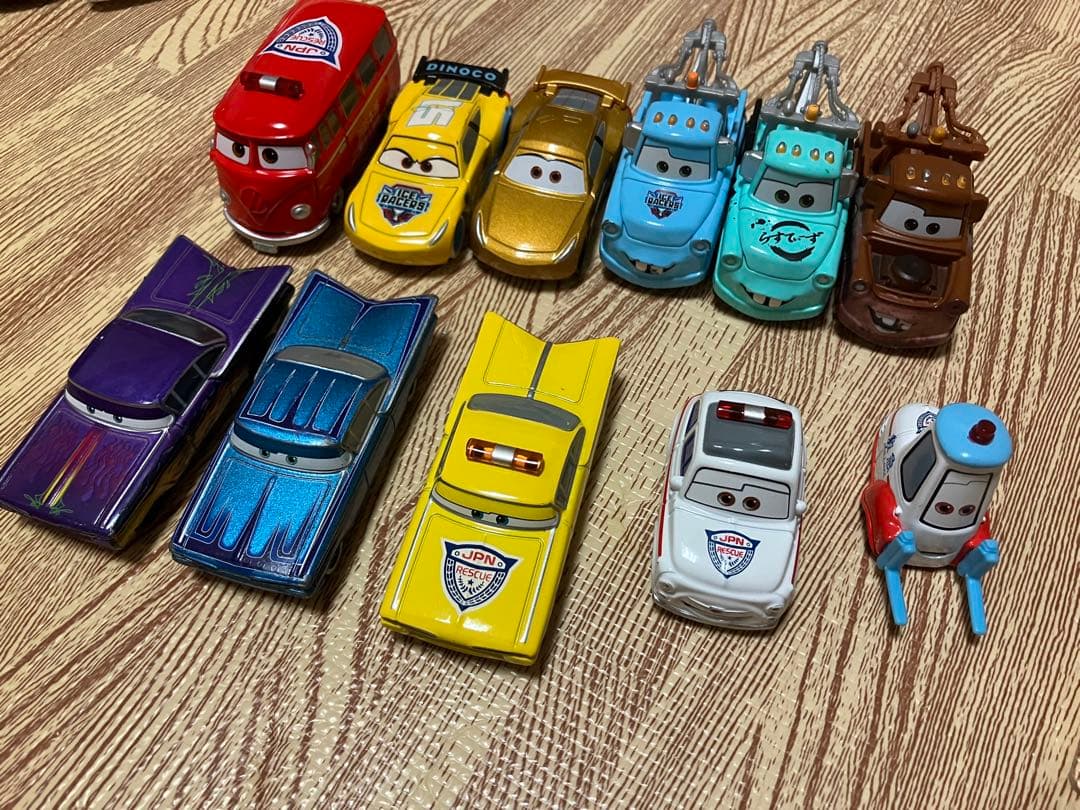 r*様 トミカ　カーズ　まとめ売り