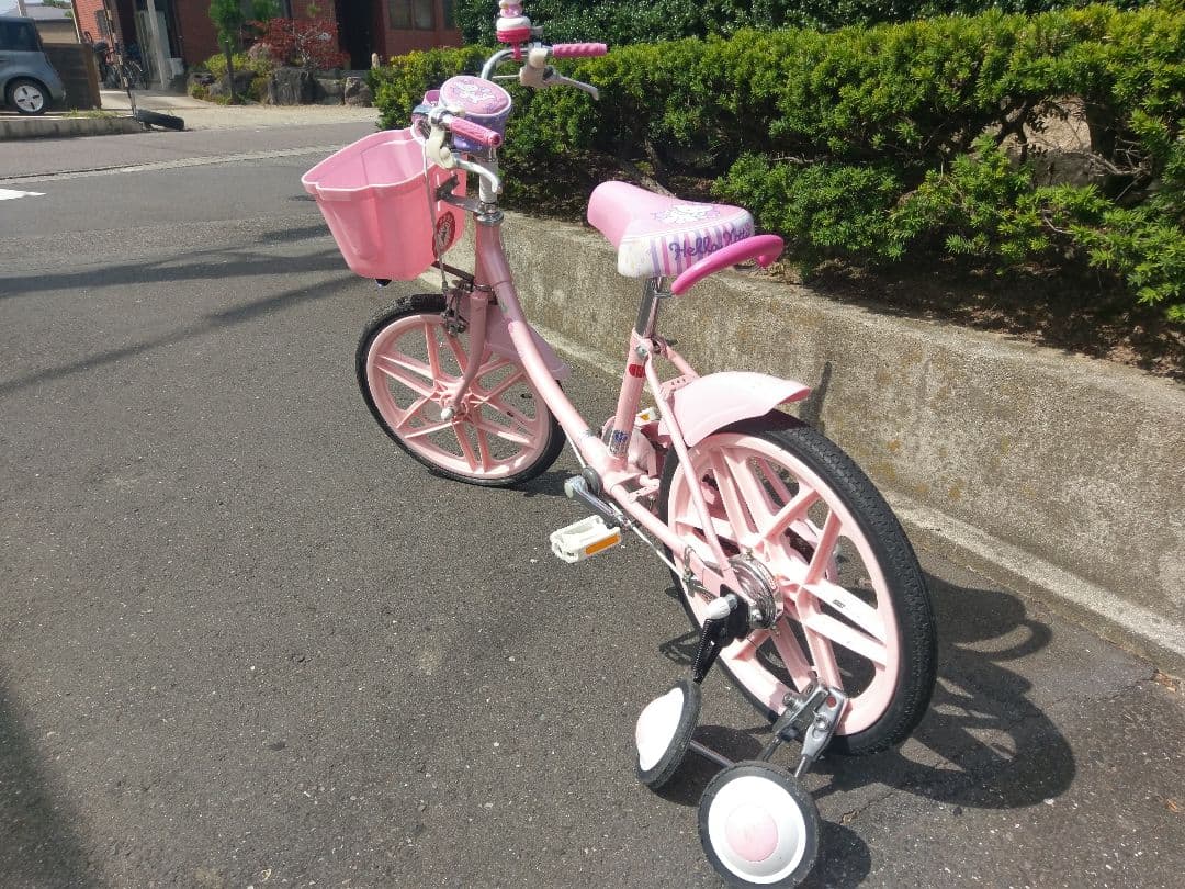 ブリジストン　キティちゃんサイクル18インチ