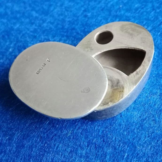 逸品　仁丹ケース④　銀張り　片切り彫　仁丹入れ　ピルケース　明治大正昭和　和骨董