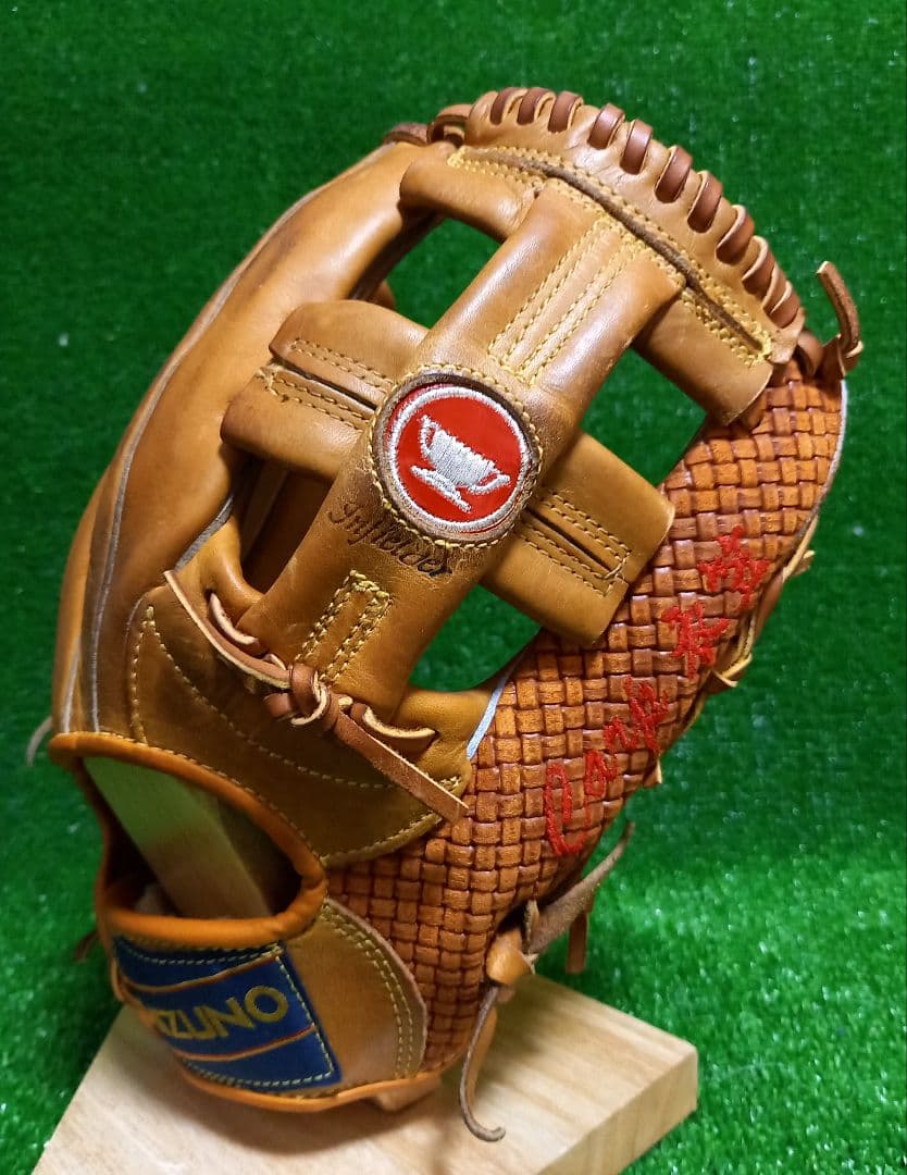 美津濃ワールドウィンALL STAR 広島東洋カープ衣笠祥雄選手刺繍入り