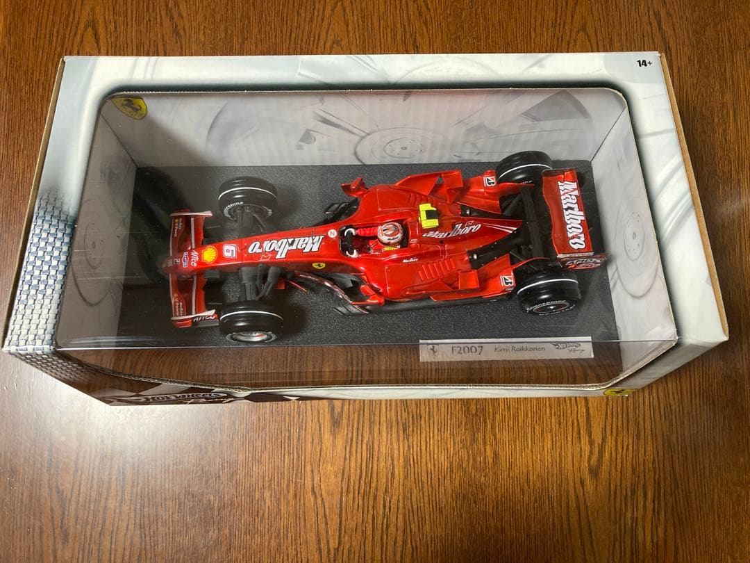 フェラーリF2007キミ・ライコネン♯6 1/18Hot Wheels