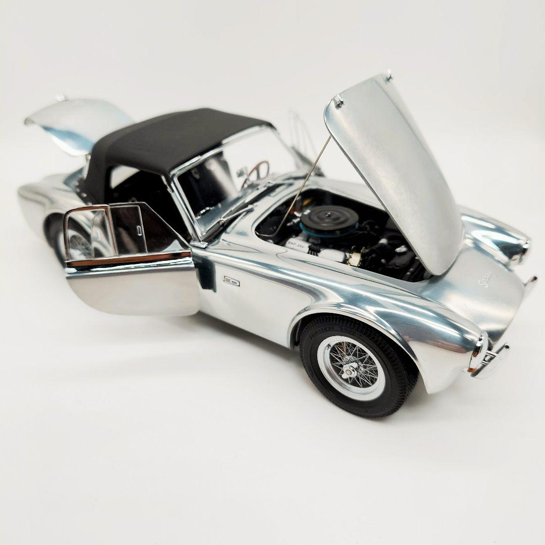 1962年 シェルビーコブラ 260 アルミボディ1:18 元箱付 新品