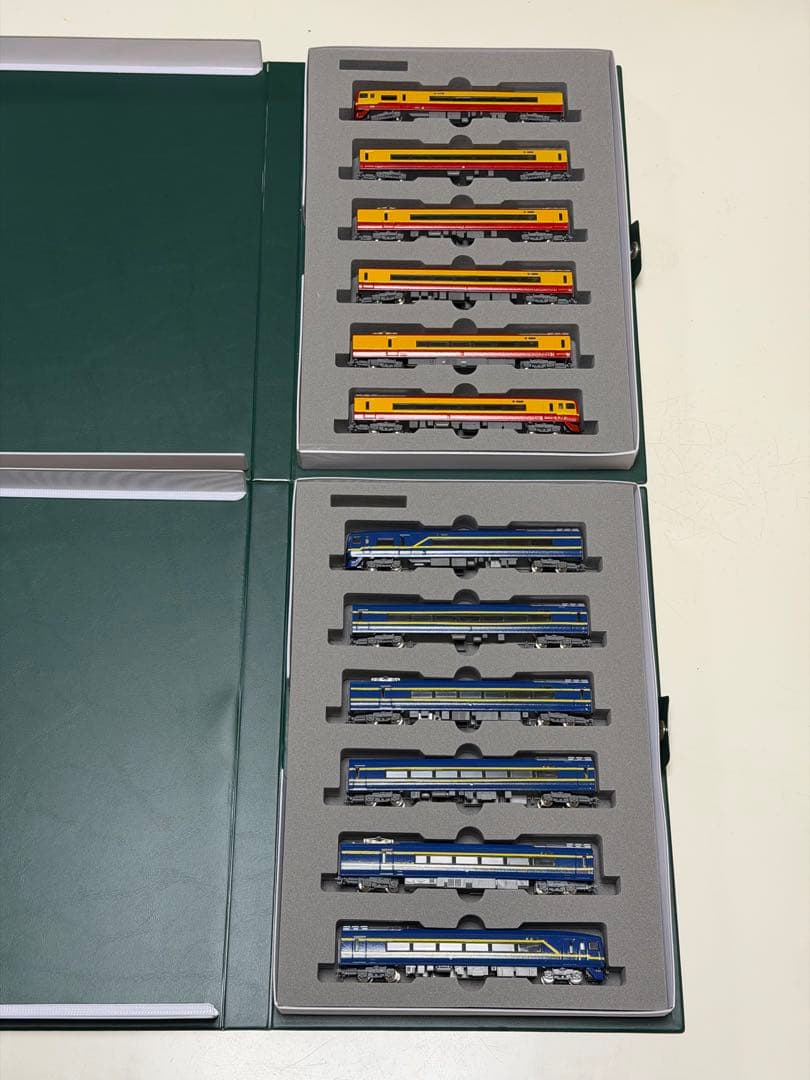 KATO 10-408〝253系1000番台　日光・きぬがわ号〟現行塗装＆新塗装