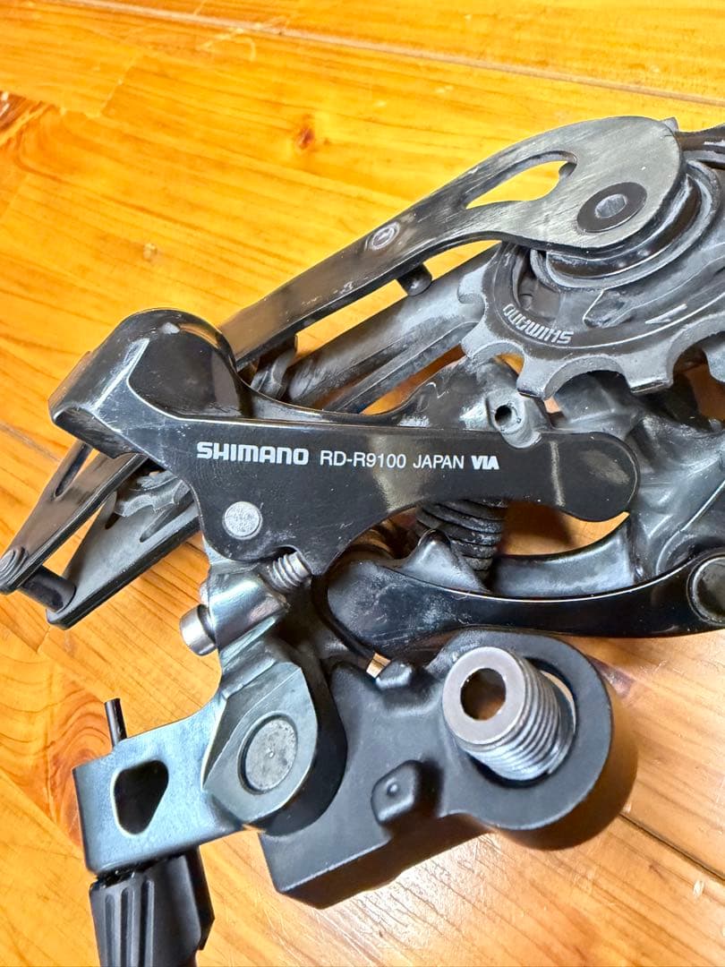 Shimano Dura-Ace RD-R9100リアディレイラー
