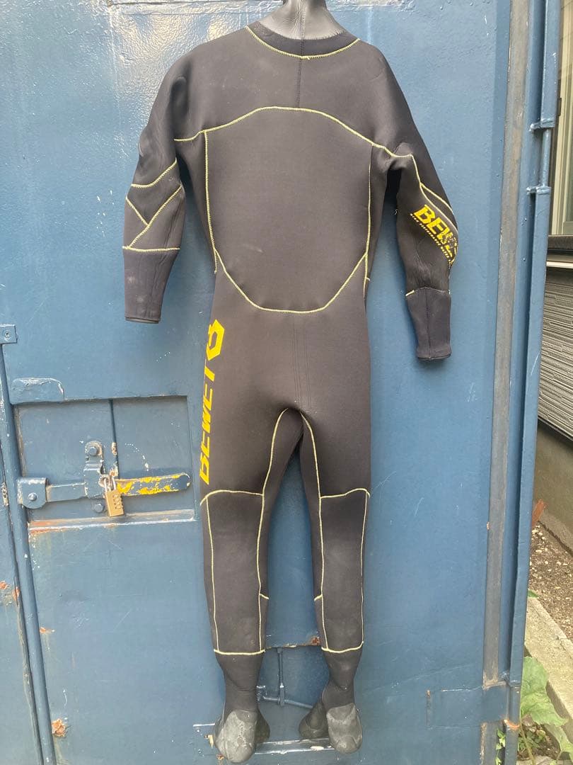 BEWET ウェットスーツ 長袖・長ズボン 黒