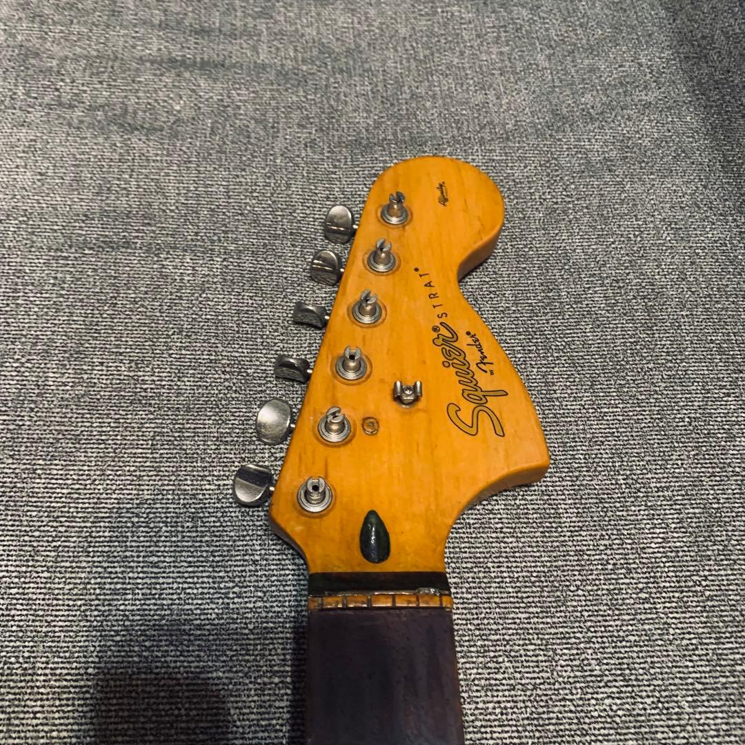 Squier by Fender Affinity ストラトキャスター 白
