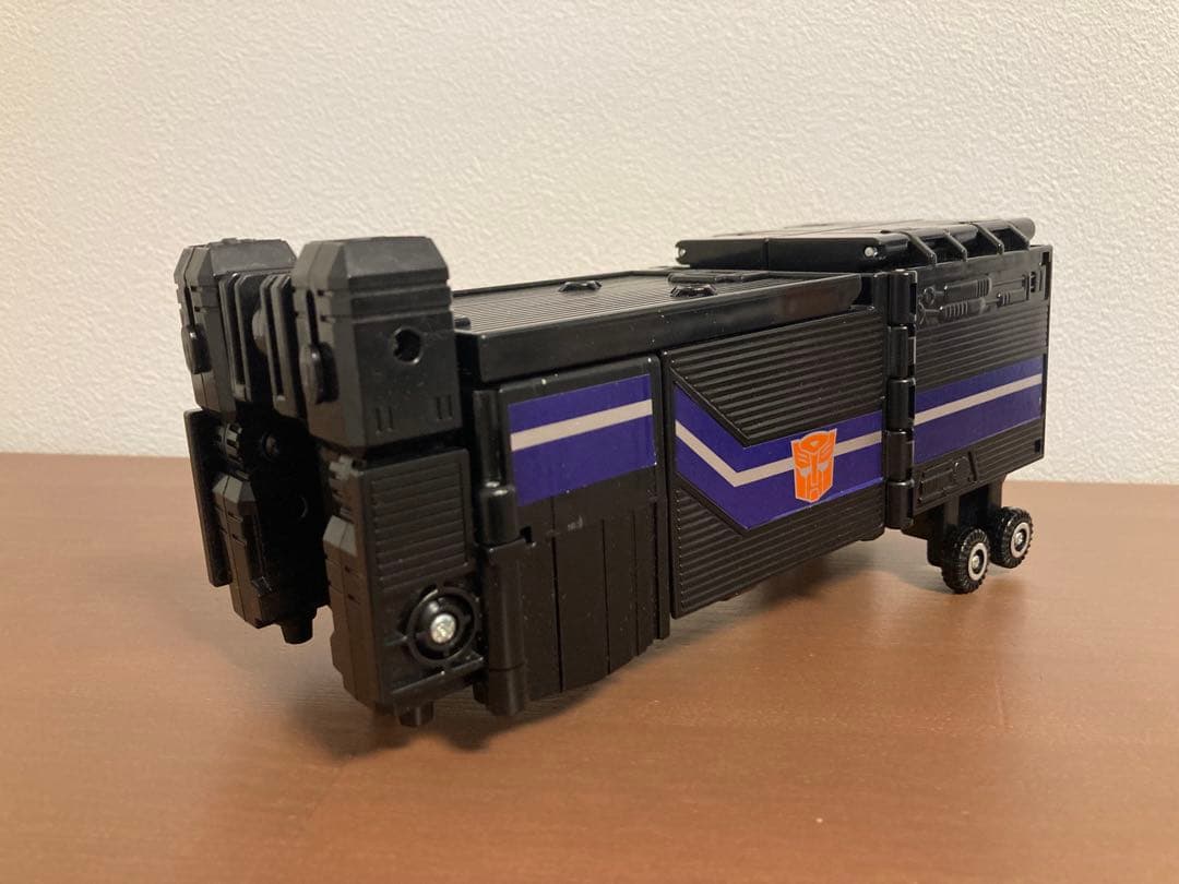 F*e様 トランスフォーマー ニュークリオンクエスト　スーパーコンボイ C-30