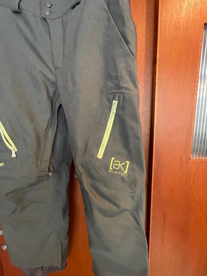 Burton ak 2LGORE-TEX STAGGERジャケット パンツS
