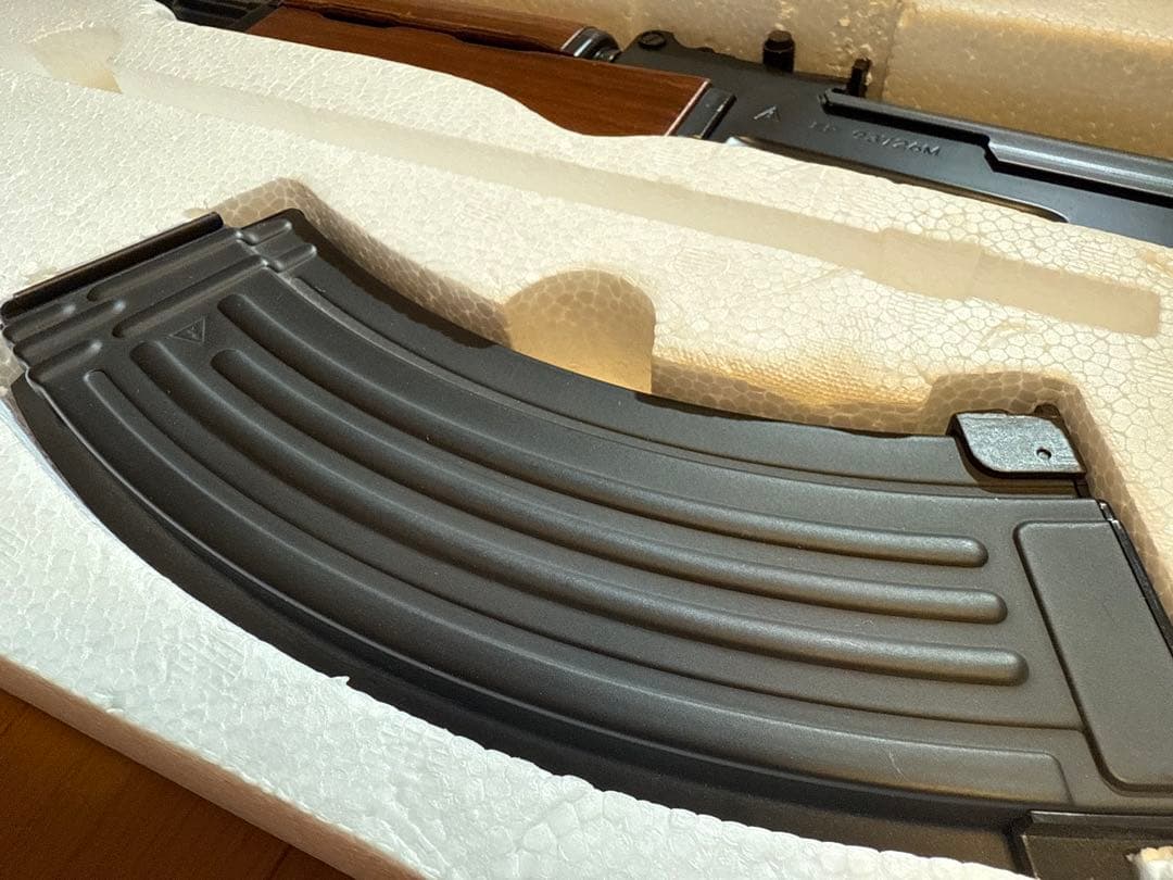 【まこと】東京マルイ スタンダード電動ガン AK47