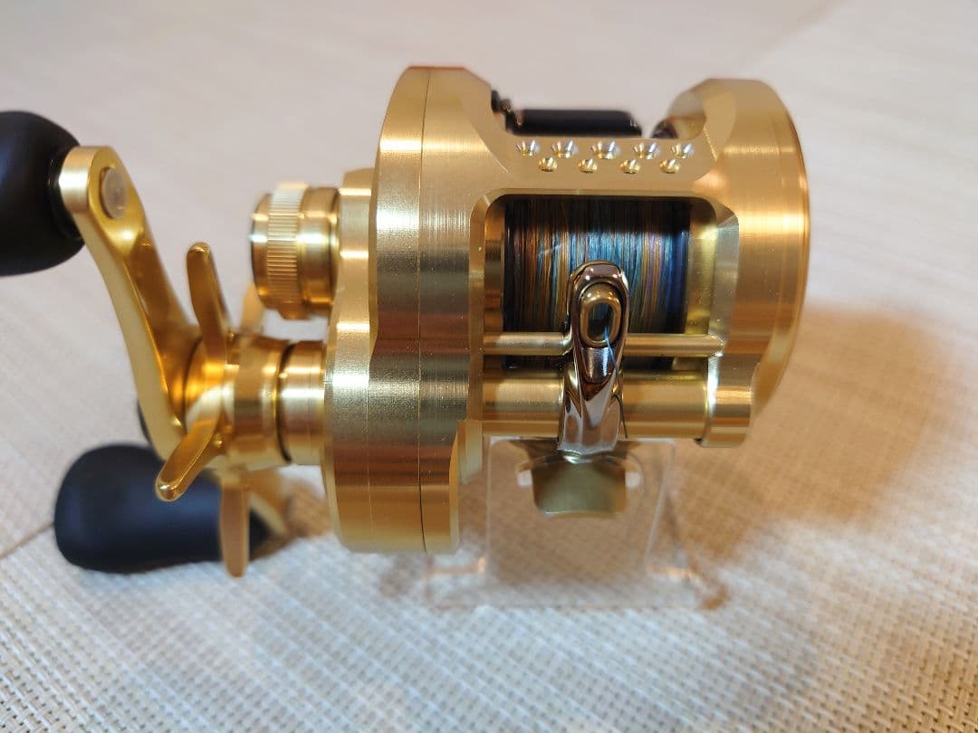 シマノ 21カルカッタコンクエスト 200HG