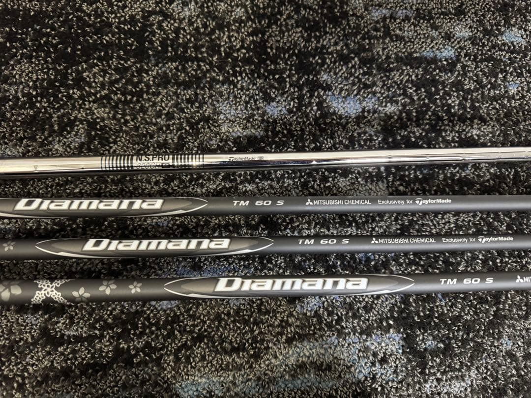 テーラーメイド Qi35 キャディバッグ ウッドセット