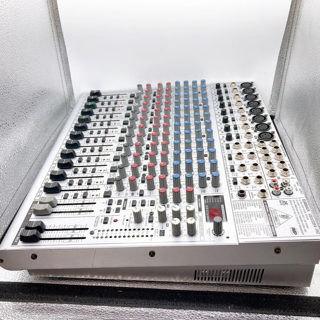 BEHRINGER UB2222FX-PRO ミキサー　通電確認済　送料無料