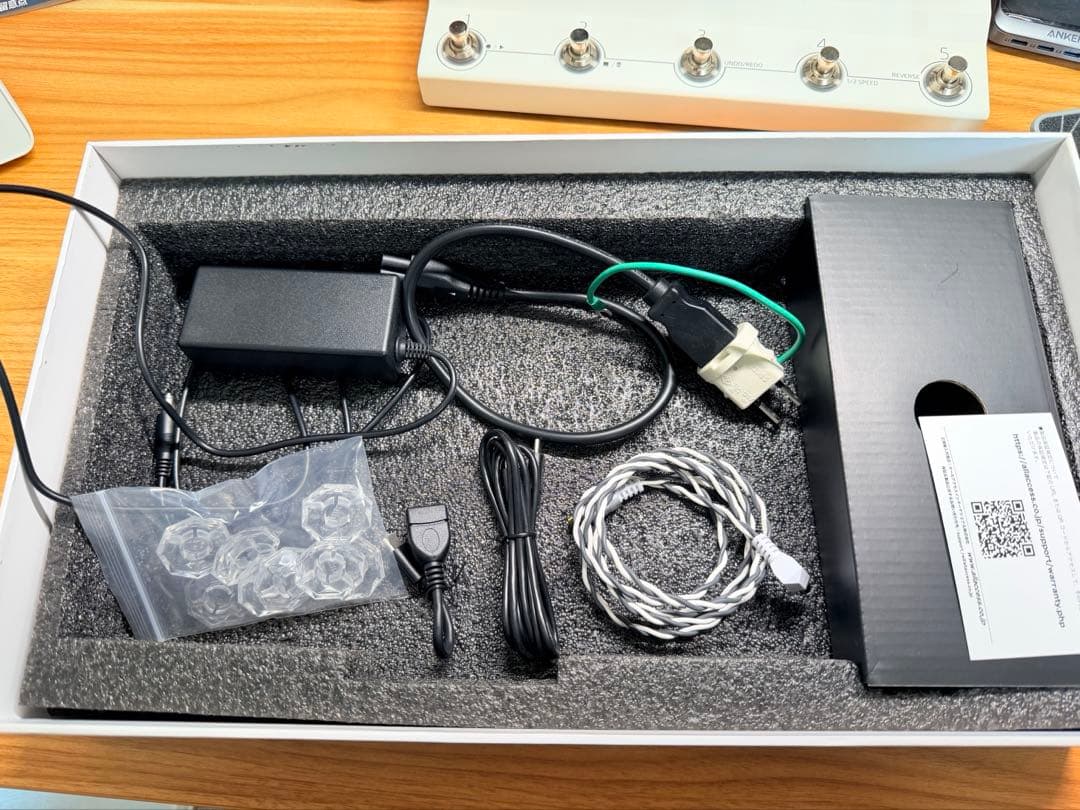 Hotone Ampero II stageギターエフェクター