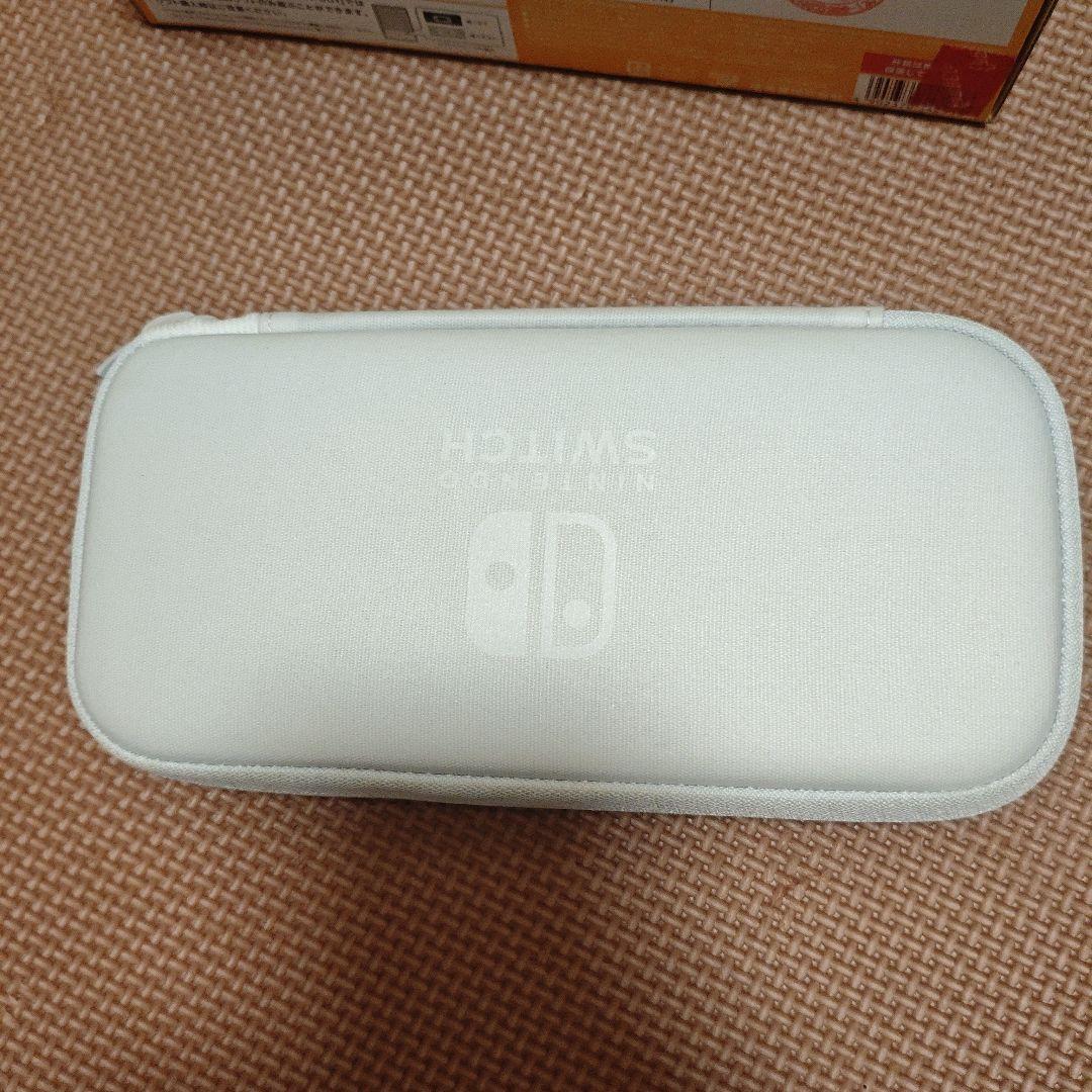 Nintendo switch lite イエロー　美品