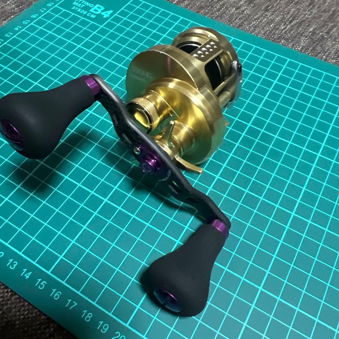 リール Shimano 15 Calcutta Conquest 200HG