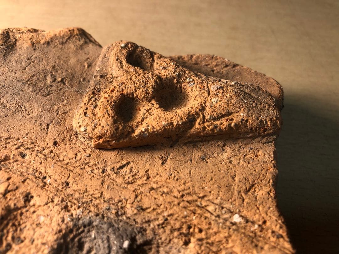 「板状土偶の破片」です。