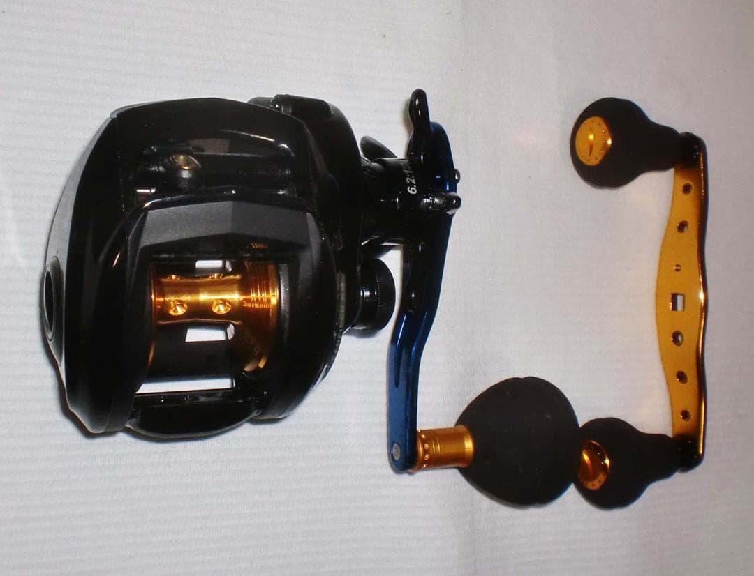 アブガルシア　オーシャンフィールドＢＧ【右巻き】　スペアハンドル付き　未使用新品