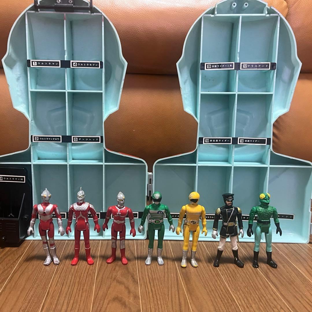 【希少】ポピー　ワールドヒーロー　コレクションボックス　ウルトラマン