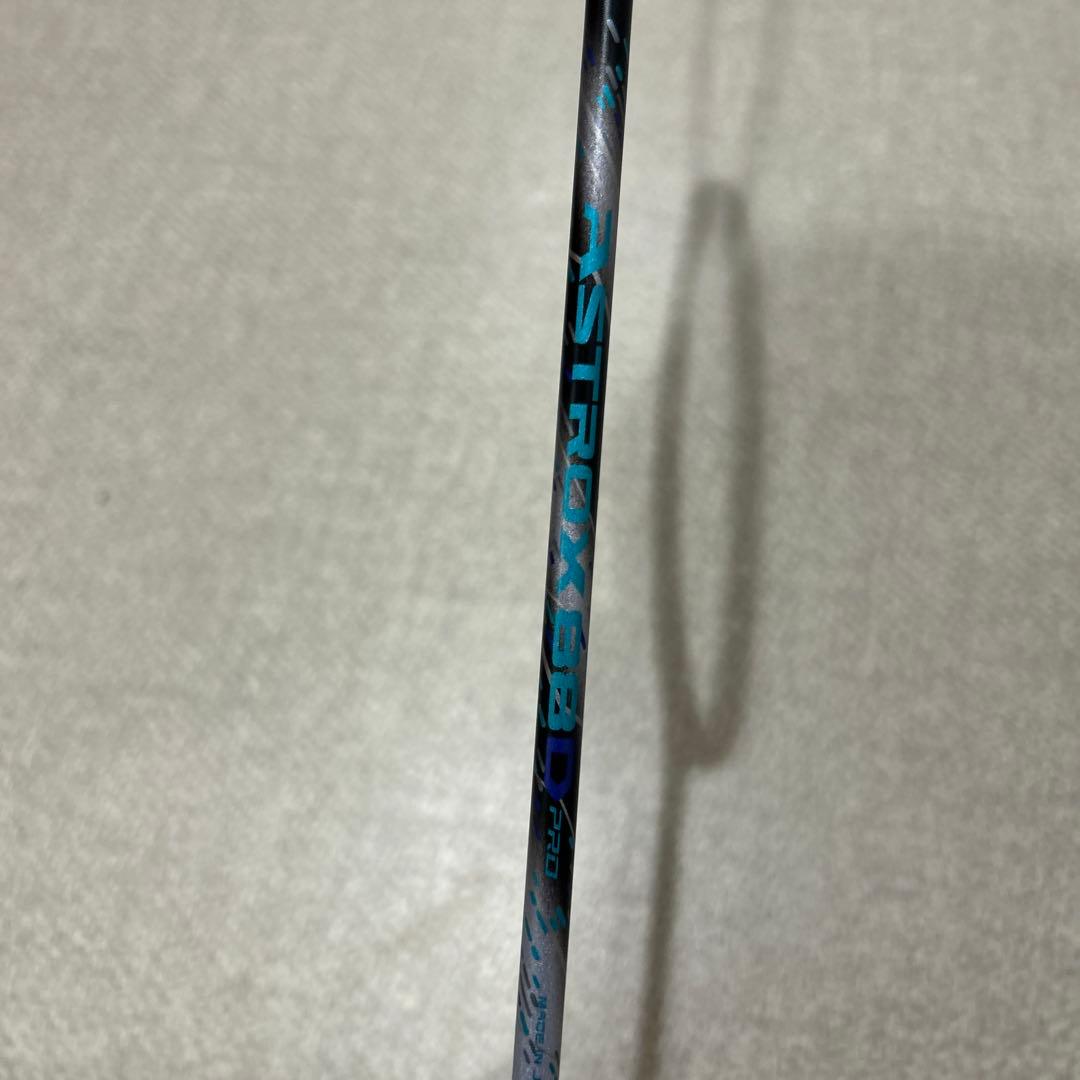 バドミントンラケットアストロクス88Dプロ　4U G 5 ジャンク品