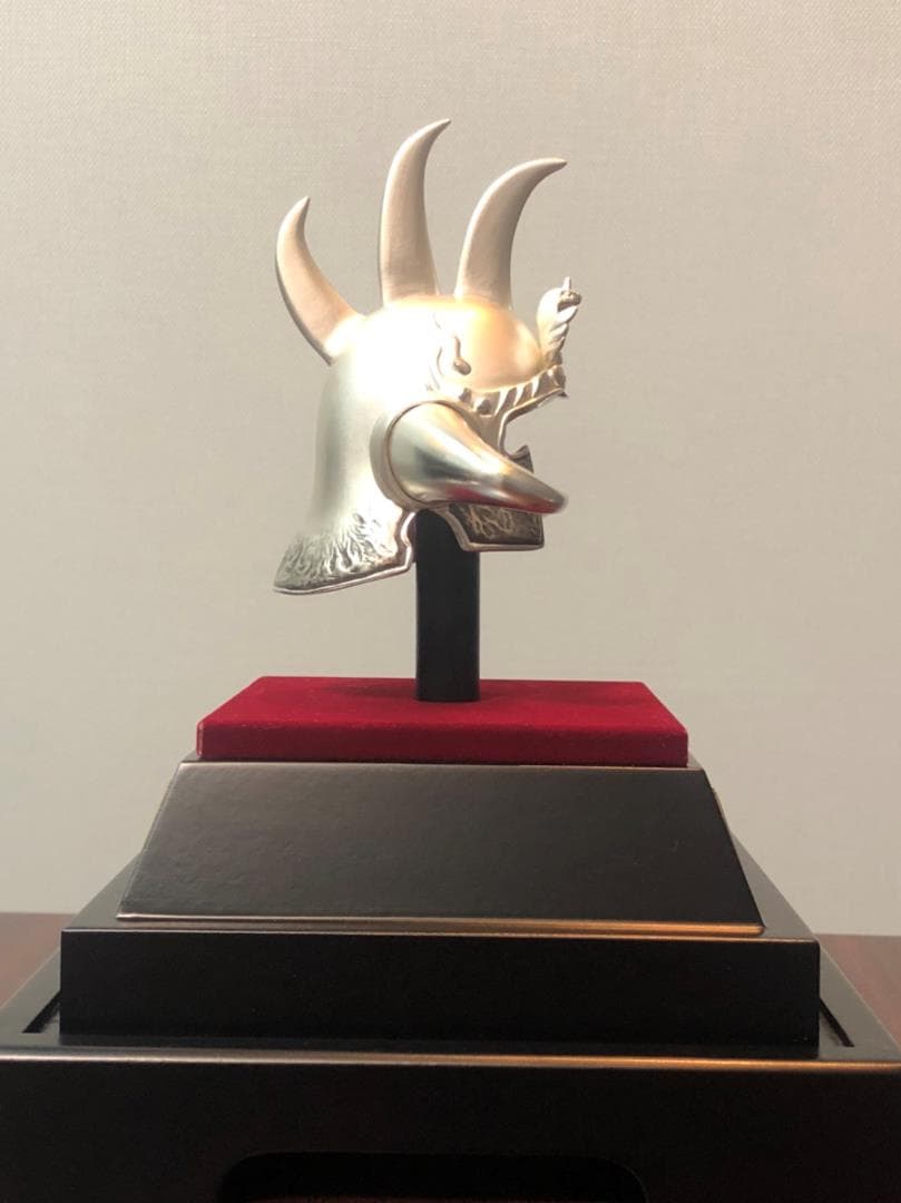 北斗の拳35周年企画 拳王兜 | 北斗の拳 \"拳王兜\" 純銀版（1/4スケール）