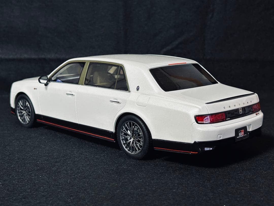 【限定700台】京商 1/18 トヨタセンチュリーGRMN ホワイト 送料無料