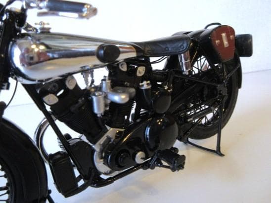 タケさん専用 MINICHAMPS 1/12 ブラフ シューペリア SS100