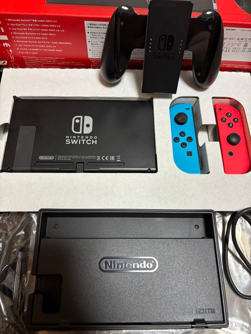 Switch本体　Joy-Con