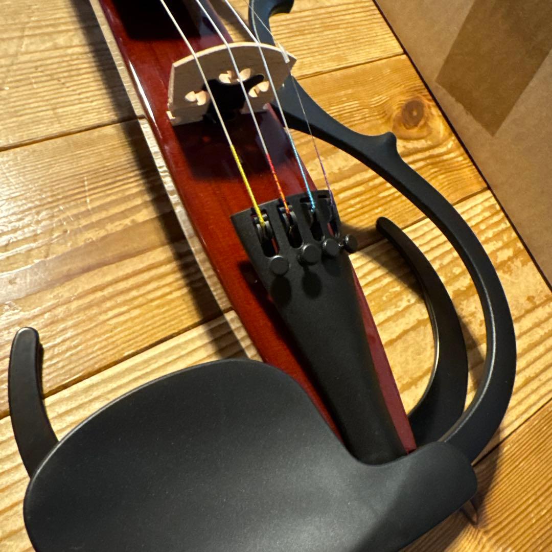 ヤマハYAMAHA YSV104 ほぼ未使用品　中古弓、中古ハードケース付き