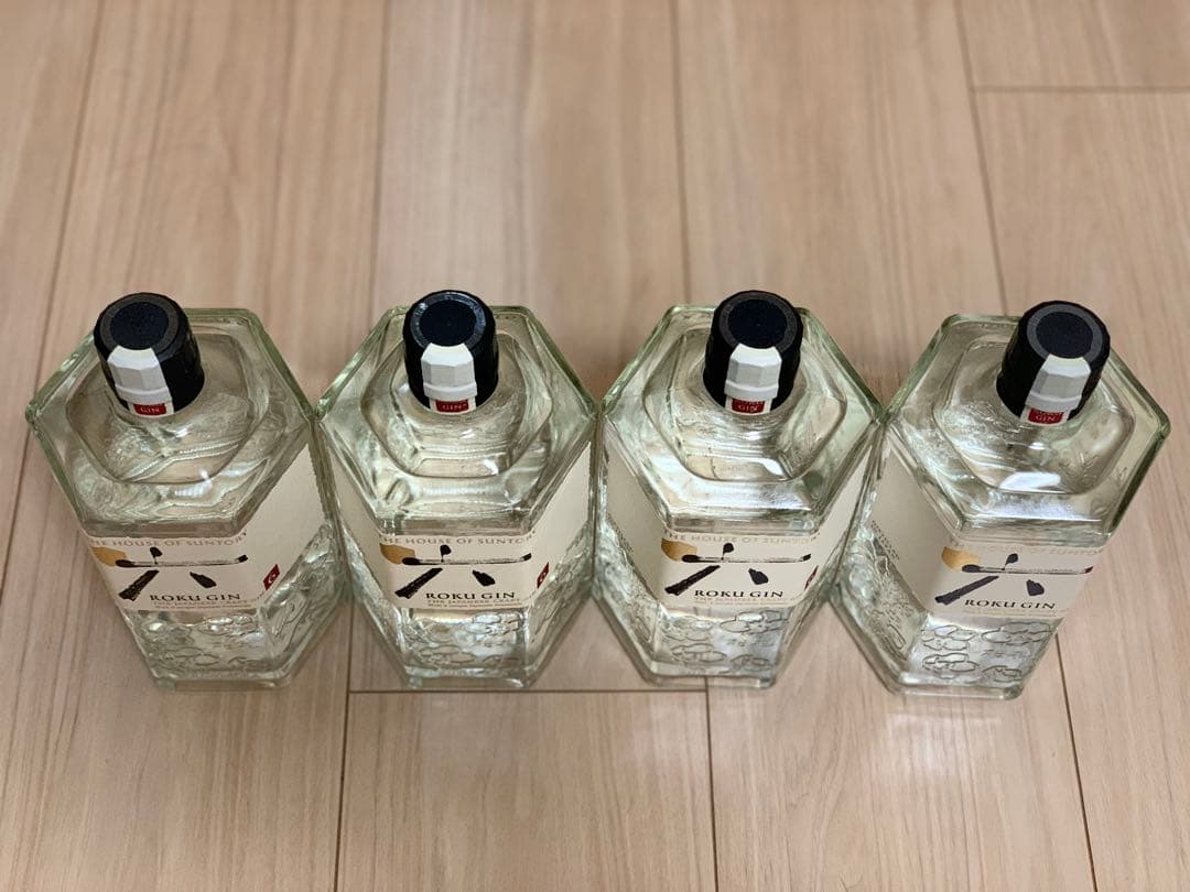 【最終値下げ】 サントリー　六ジン　700ml　4本セット