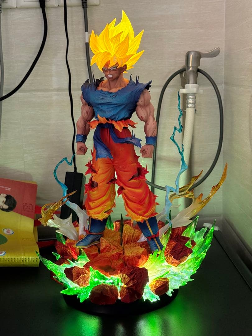 ドラゴンボールZ スーパサイヤ人孫悟空 ガレージキッドフィギュア