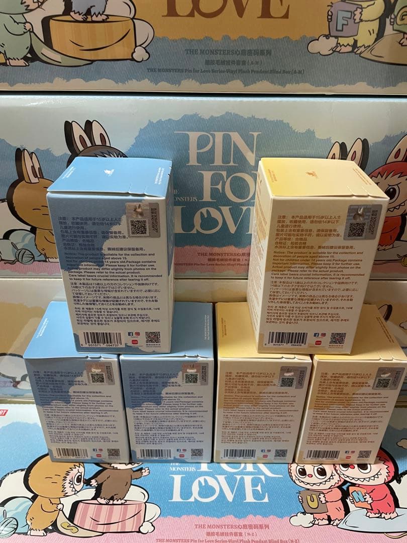 Pin For Love N-Z 3箱　と　A -M 3箱　POP MART