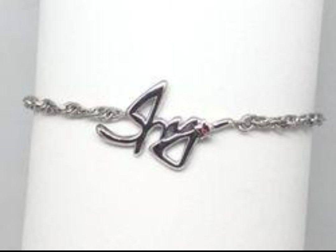 SUPERNOVA（超新星） ジヒョク　デザイン　ブレスレット