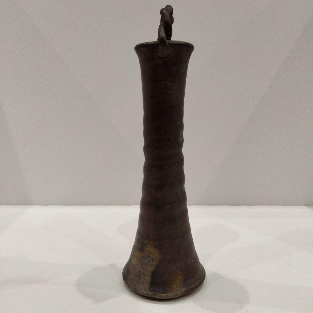 Y284 備前 春湖苑 林茂樹 つる付 一輪生 陶印有 花瓶 一輪挿し 共箱　E