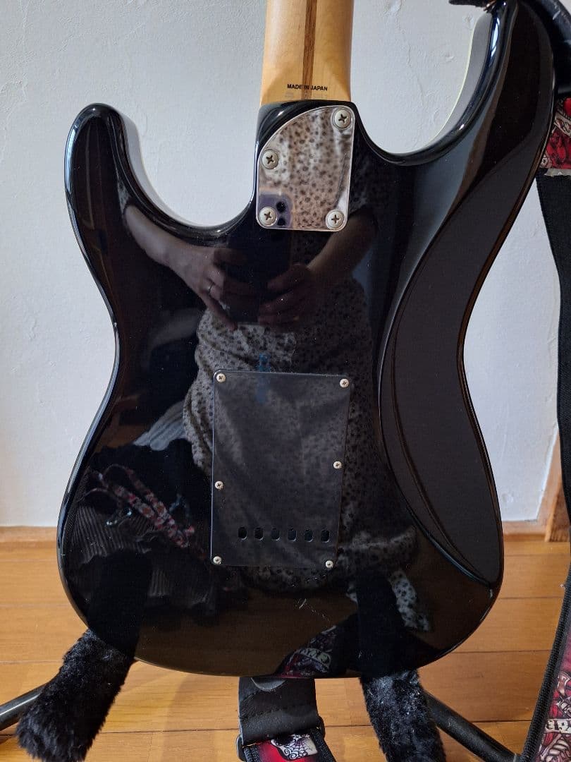 Fender JAPAN フェンダージャパン　ストラトキャスター　黒