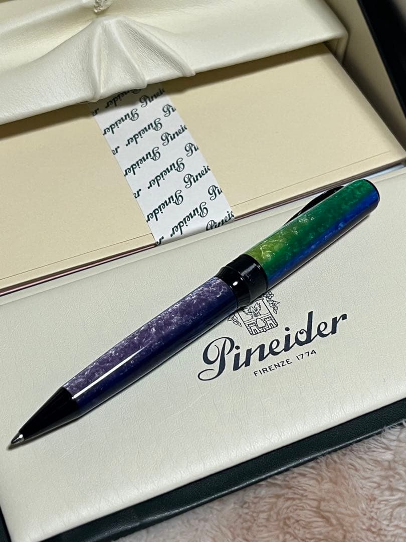 限定 新品未使用 ピナイダー ラグランデベレッツァアルコ レインボー ボールペン