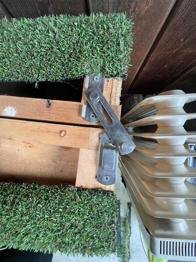 SRI 可動式　木製　ピッチングマウンド