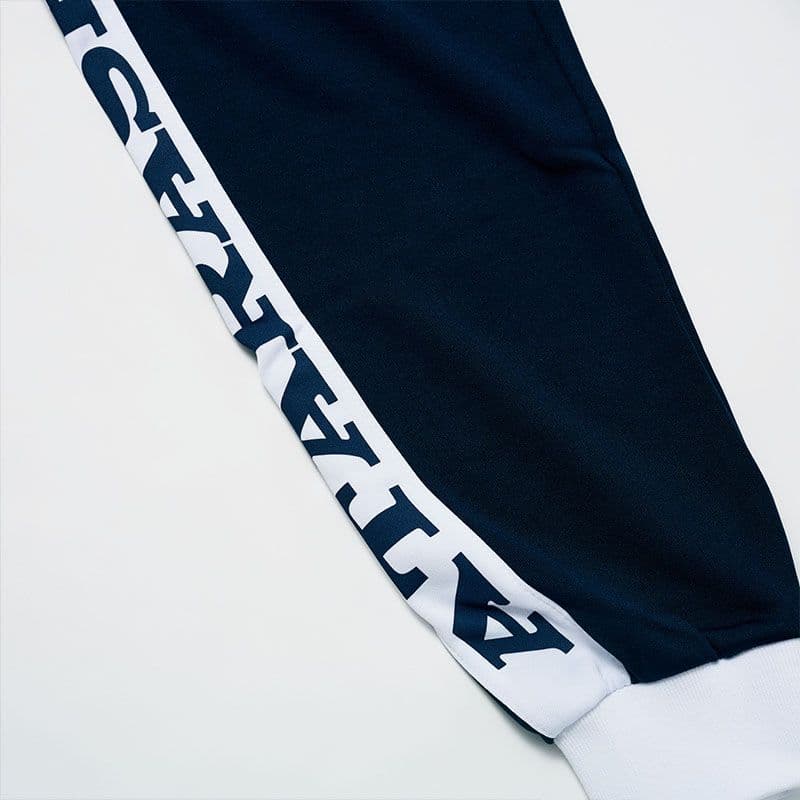 新しい学校のリーダーズ　新しい学校の運動着（紺）上下セット　XXL