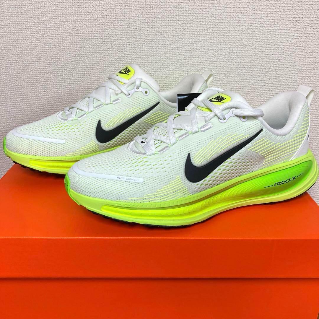 NIKE ナイキ　ズーム ボメロ18 GS 25.0cm ランニングシューズ