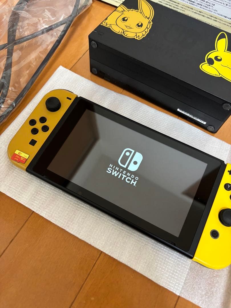 Nintendo Switch イーブイセット(256GB micro SD付)