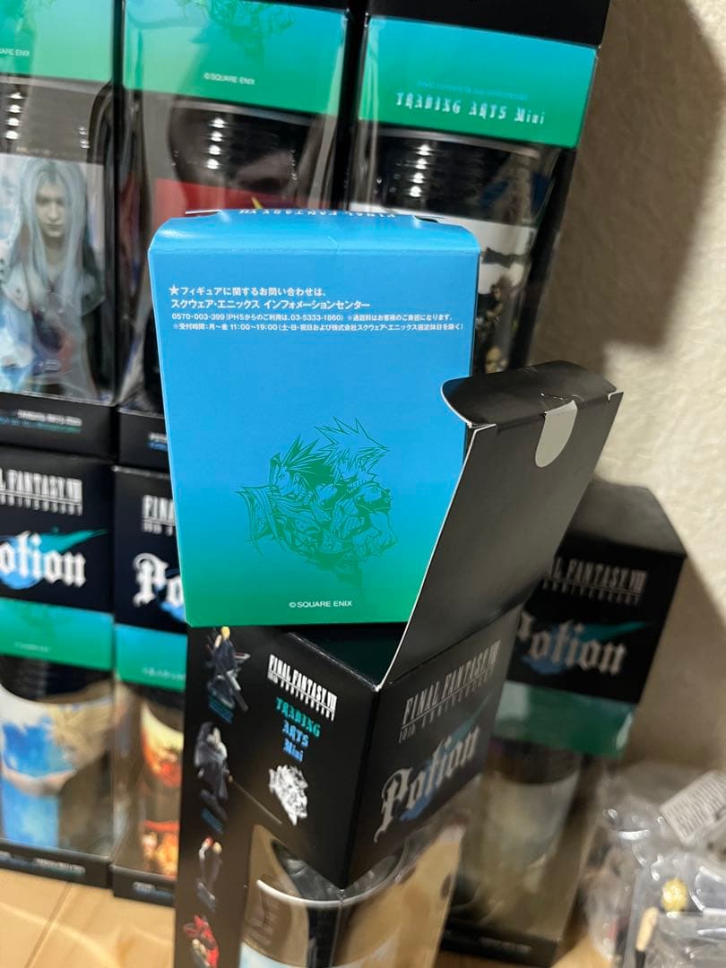 【未開封】ファイナルファンタジー7 ポーション　フィギュア付き 全8種セット