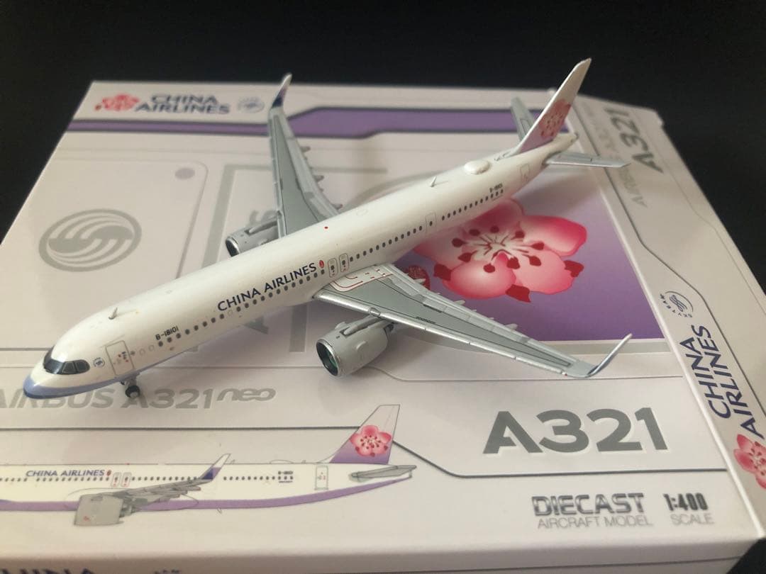 航空機・ヘリコプター CHINA AIRLINES A321neo B-18101